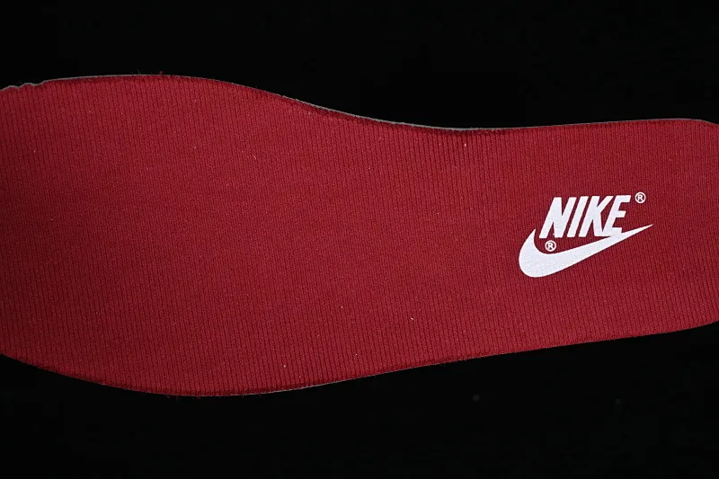 All categories Nk SB Dunk series Nk SB Dunk Low low-top sneakers Nk SB Dunk Low Retro "Valentine's Day 2024" White Rose Red Valentine's Day SB low-top casual sports skateboard shoes FQ7056-100